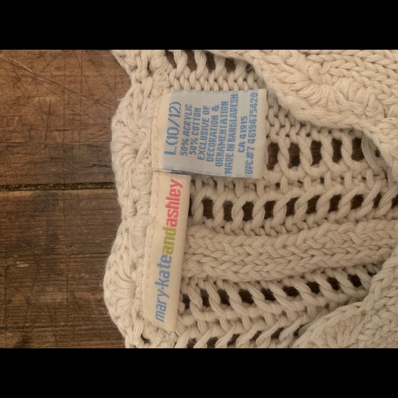 Beige coton poncho - Mary-Kate and Ashley Olsen - Picture 3 of 4